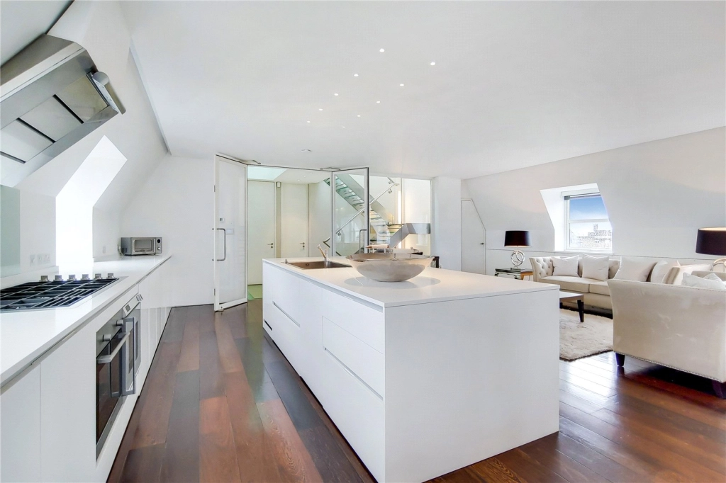3 bedrooms apartments/flats for sale in St. Johns Wood Park, London - NW8 view 6