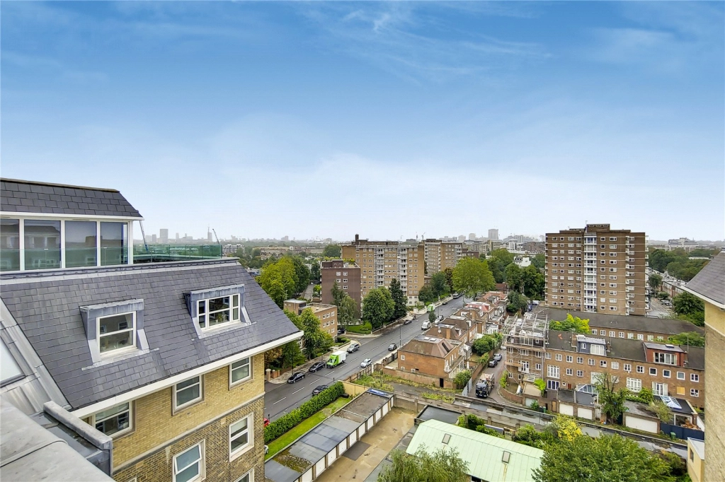 3 bedrooms apartments/flats for sale in St. Johns Wood Park, London - NW8 view 4