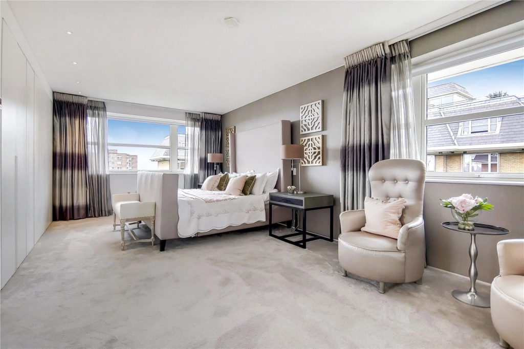 3 bedrooms apartments/flats for sale in St. Johns Wood Park, London - NW8 view 10