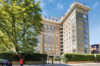 St. Johns Wood Park, London - NW8 view 15