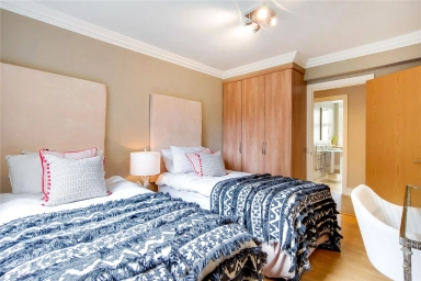 St. Johns Wood Park, London - NW8 view 10