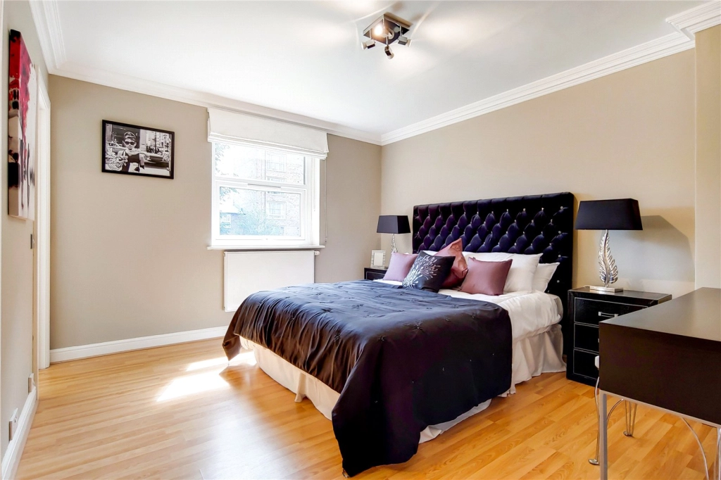 3 bedrooms apartments/flats for sale in St. Johns Wood Park, London - NW8 view 5