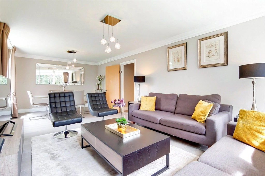3 bedrooms apartments/flats for sale in St. Johns Wood Park, London - NW8 view 2