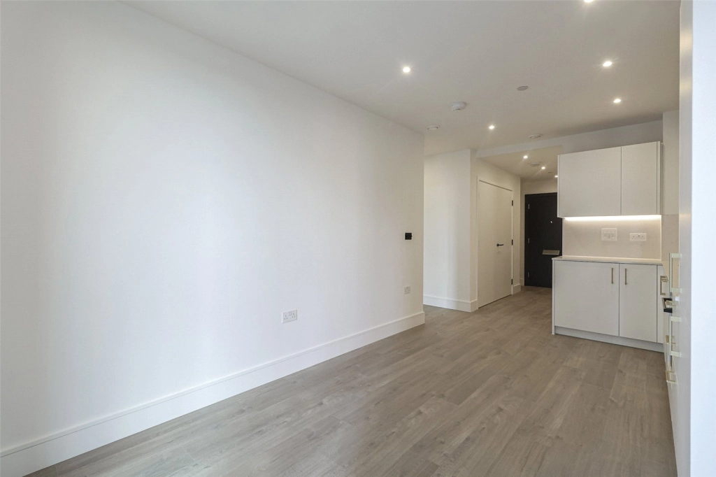 1 bedroom apartments/flats for sale in Affinity View, Upton Park - E16 view 2