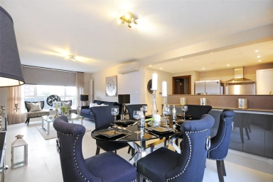 St. Johns Wood Park, London - NW8 view 3