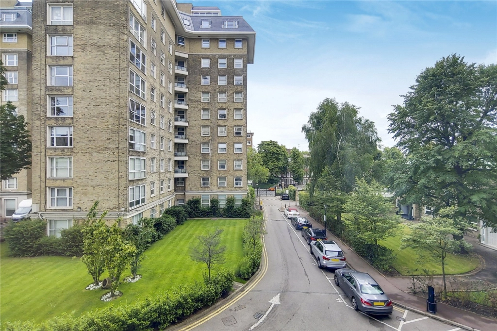 3 bedrooms apartments/flats for sale in St. Johns Wood Park, London - NW8 view 17