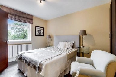 St. Johns Wood Park, London - NW8 view 10