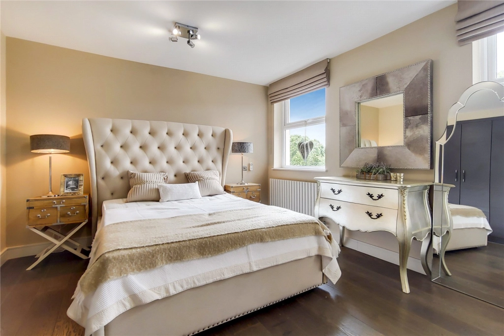 3 bedrooms apartments/flats for sale in St. Johns Wood Park, London - NW8 view 8