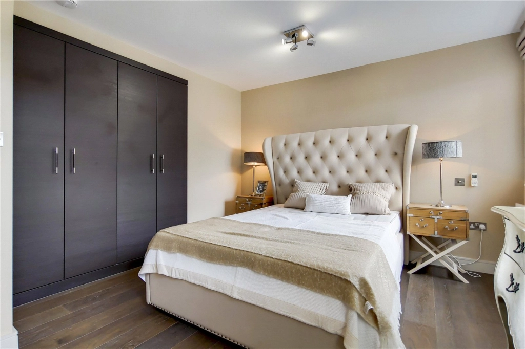 3 bedrooms apartments/flats for sale in St. Johns Wood Park, London - NW8 view 9