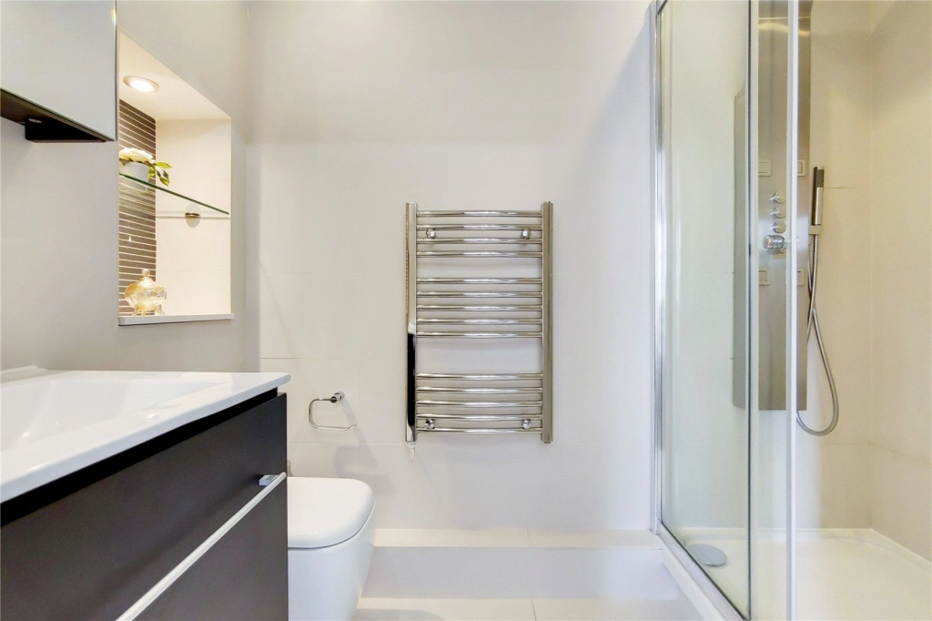 3 bedrooms apartments/flats for sale in St. Johns Wood Park, London - NW8 view 14