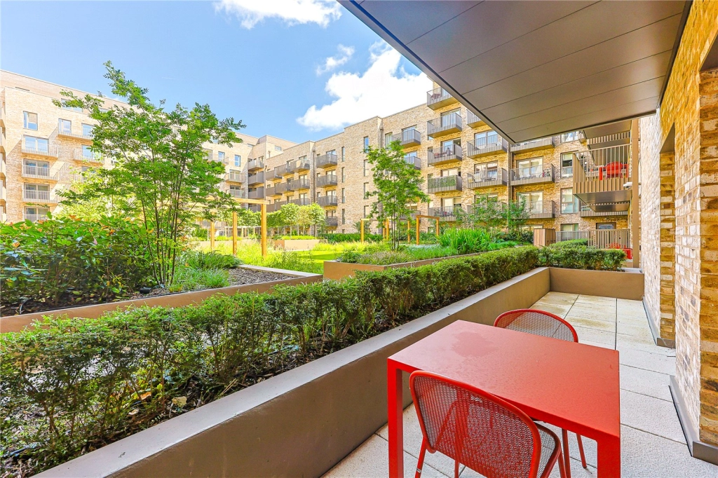 1 bedroom apartments/flats for sale in Aerodrome Road, London - NW9 view 6