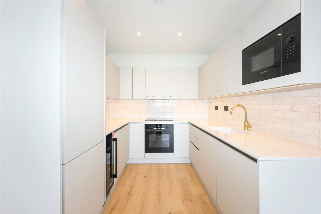 2 bedrooms apartments/flats for sale in Aerodrome Road, London - NW9 view 7