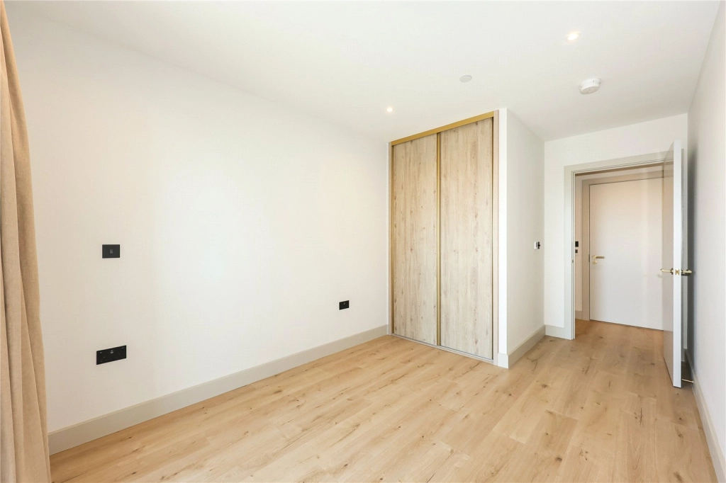 2 bedrooms apartments/flats for sale in Aerodrome Road, London - NW9 view 9