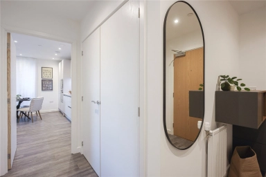 Medawar Drive, London - NW7 view 17