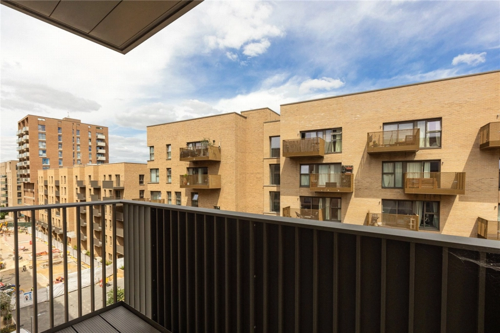 1 bedroom apartments/flats for sale in Perryfield Way, London - NW9 view 2