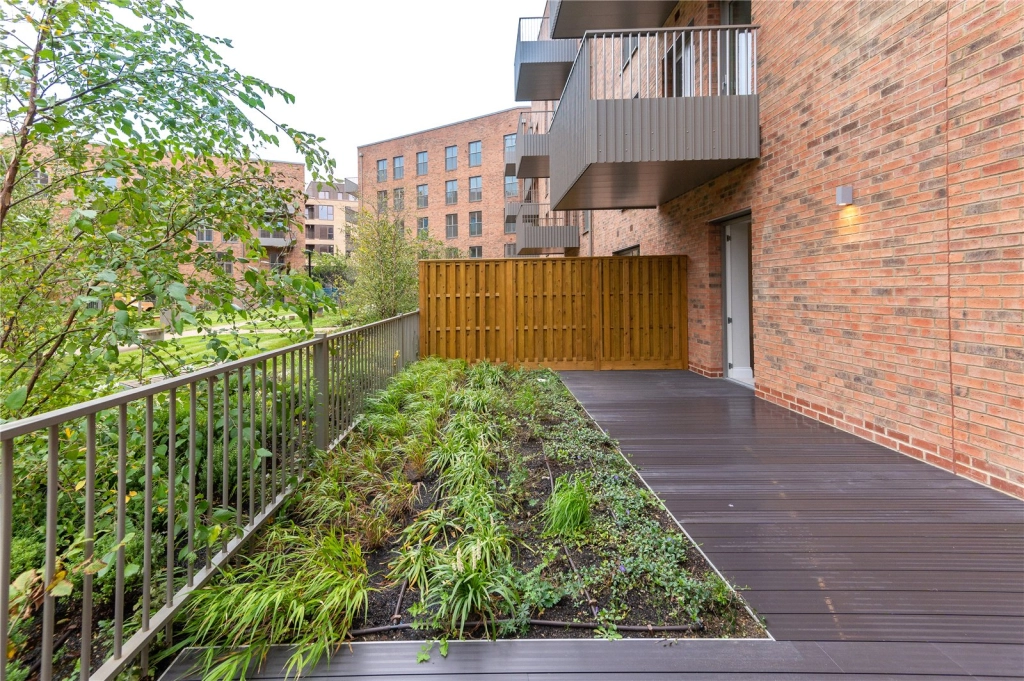1 bedroom apartments/flats for sale in Explorer Way, London - NW7 view 11