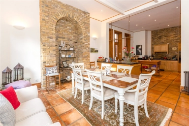 Chesterford Gardens, London - NW3 view 6
