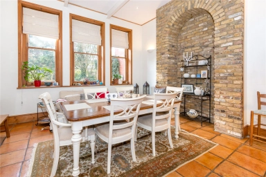 Chesterford Gardens, London - NW3 view 7