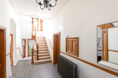 Chesterford Gardens, London - NW3 view 3