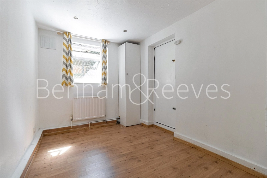 1 bedroom apartments/flats for sale in Frognal, London - NW3 view 7