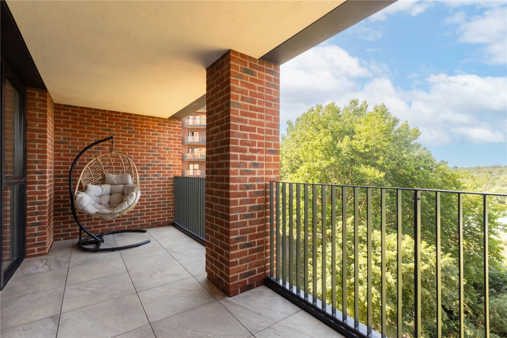 1 bedroom apartments/flats for sale in Shearwater Drive, London - NW9 view 5
