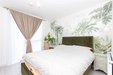 Shearwater Drive, London - NW9 view 10