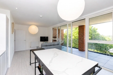 Shearwater Drive, London - NW9 view 1