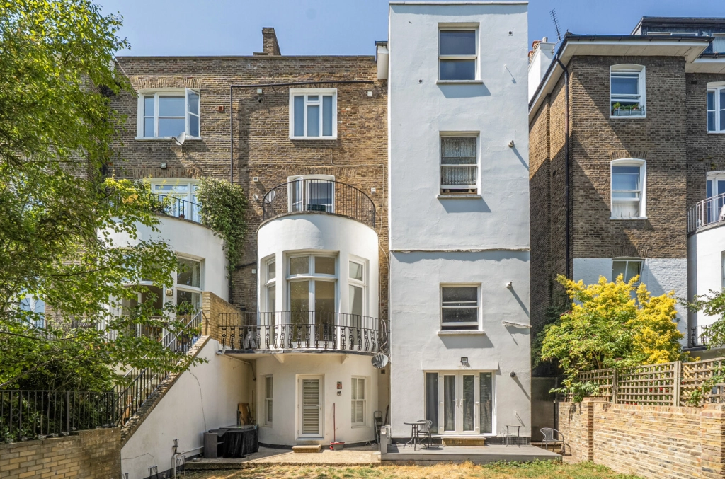 Studio apartments/flats for sale in Belsize Grove, Belsize Park - NW3 view 22