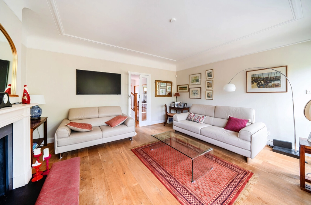 6 bedrooms houses for sale in Bancroft Avenue, East Finchley - N2 view 13