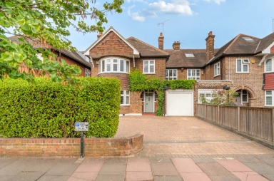 Bancroft Avenue, East Finchley - N2 view 36