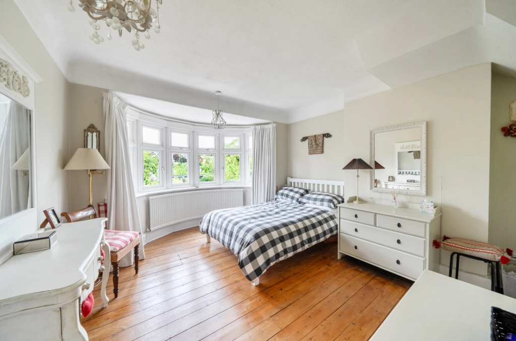 6 bedrooms houses for sale in Bancroft Avenue, East Finchley - N2 view 26