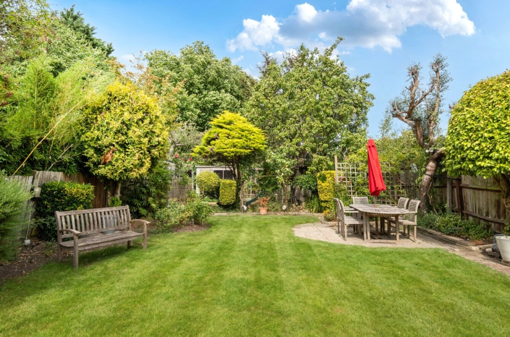 6 bedrooms houses for sale in Bancroft Avenue, East Finchley - N2 view 31