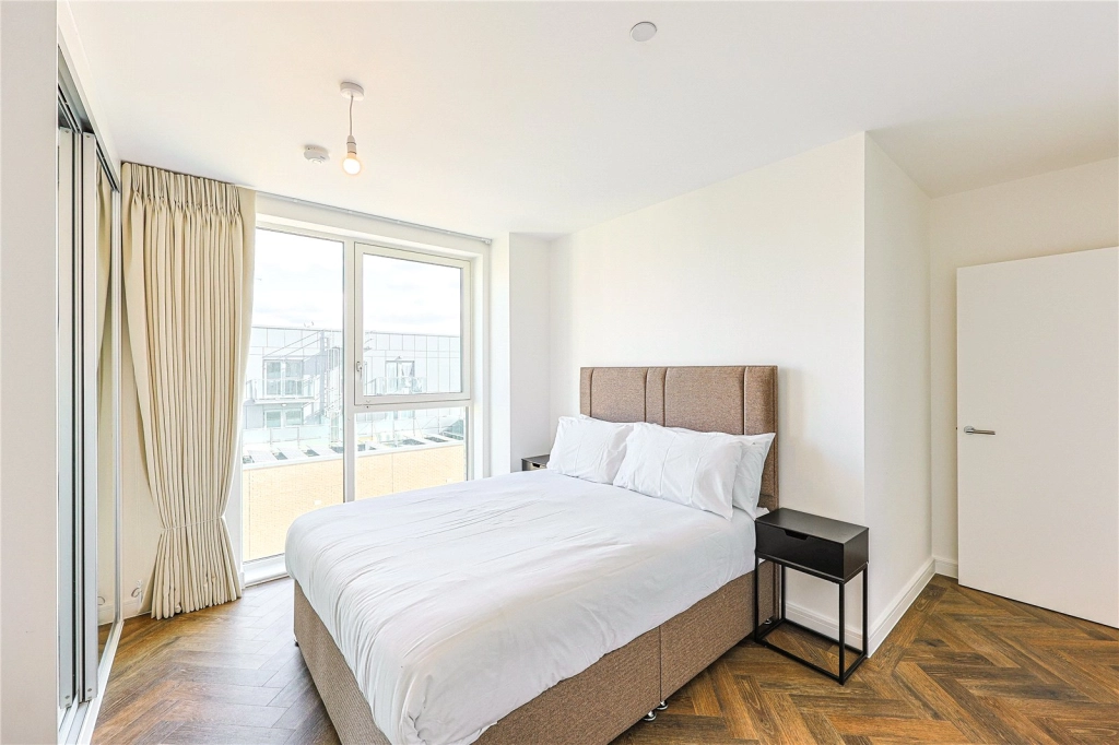 2 bedrooms apartments/flats for sale in Mile Walk, London - NW6 view 15