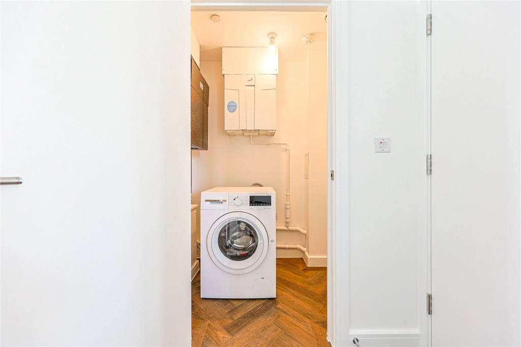 2 bedrooms apartments/flats for sale in Mile Walk, London - NW6 view 20