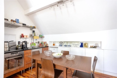 Heath Drive, London - NW3 view 6
