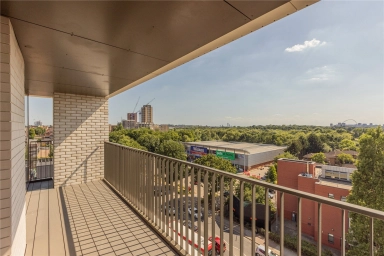 Henshaw Parade, The Hyde, London - NW9 view 16