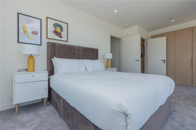 Henshaw Parade, The Hyde, London - NW9 view 12