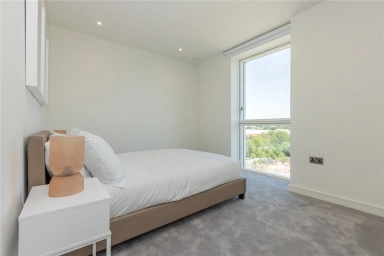 Henshaw Parade, The Hyde, London - NW9 view 14