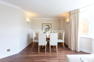 Bracknell Gardens, London - NW3 view 2