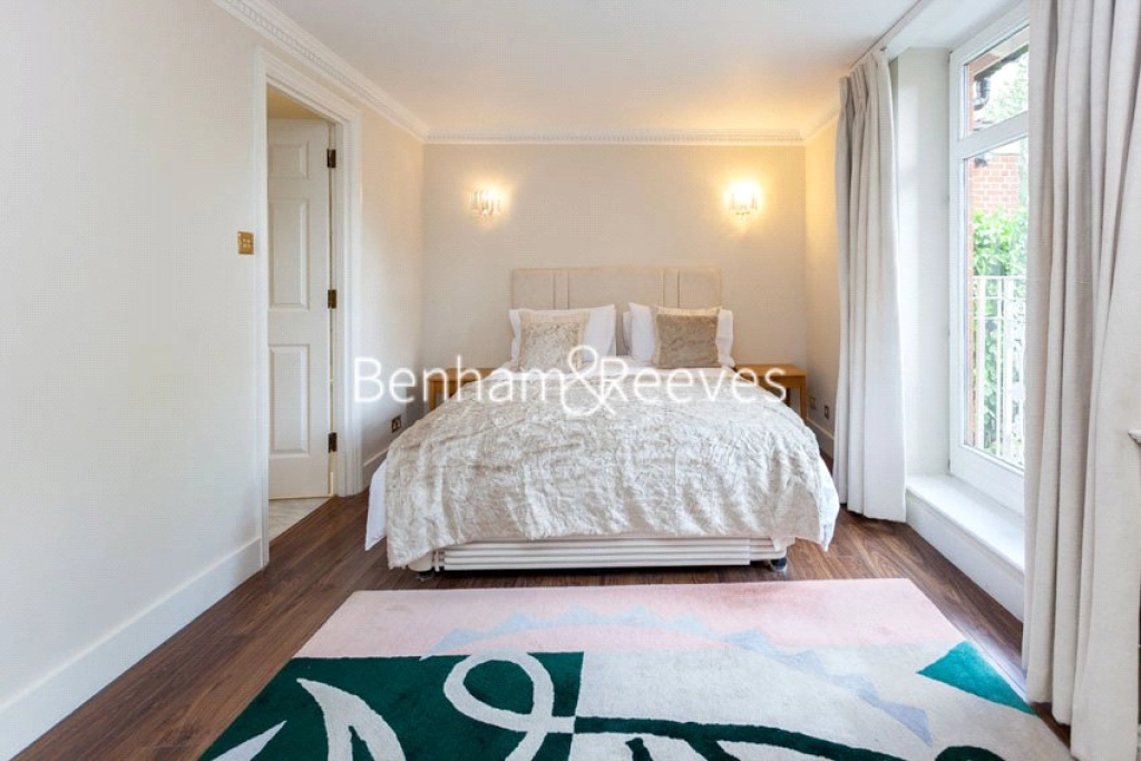 3 bedrooms apartments/flats for sale in Bracknell Gardens, London - NW3 view 7
