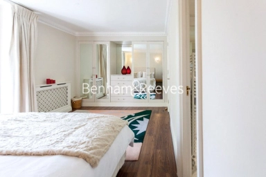 Bracknell Gardens, London - NW3 view 8