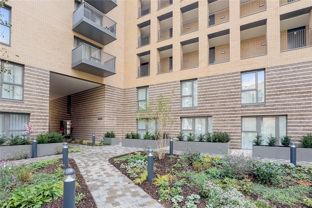 1 bedroom apartments/flats for sale in Perryfield Way, London - NW9 view 12
