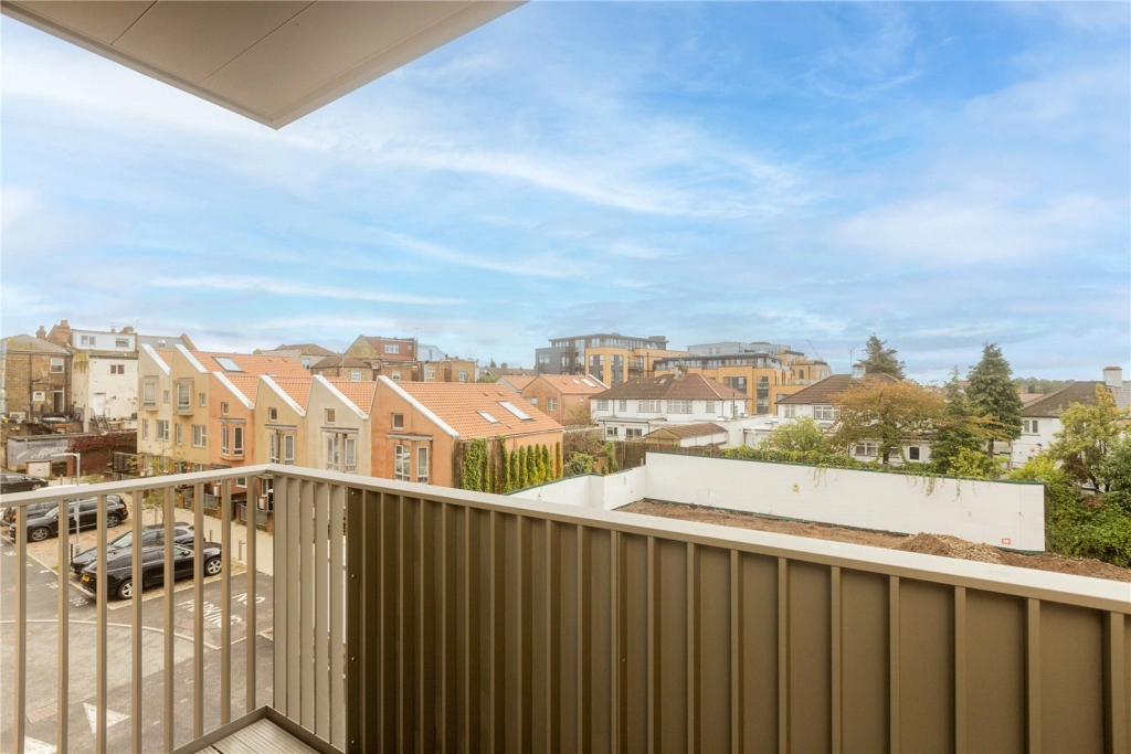 1 bedroom apartments/flats for sale in Perryfield Way, London - NW9 view 9