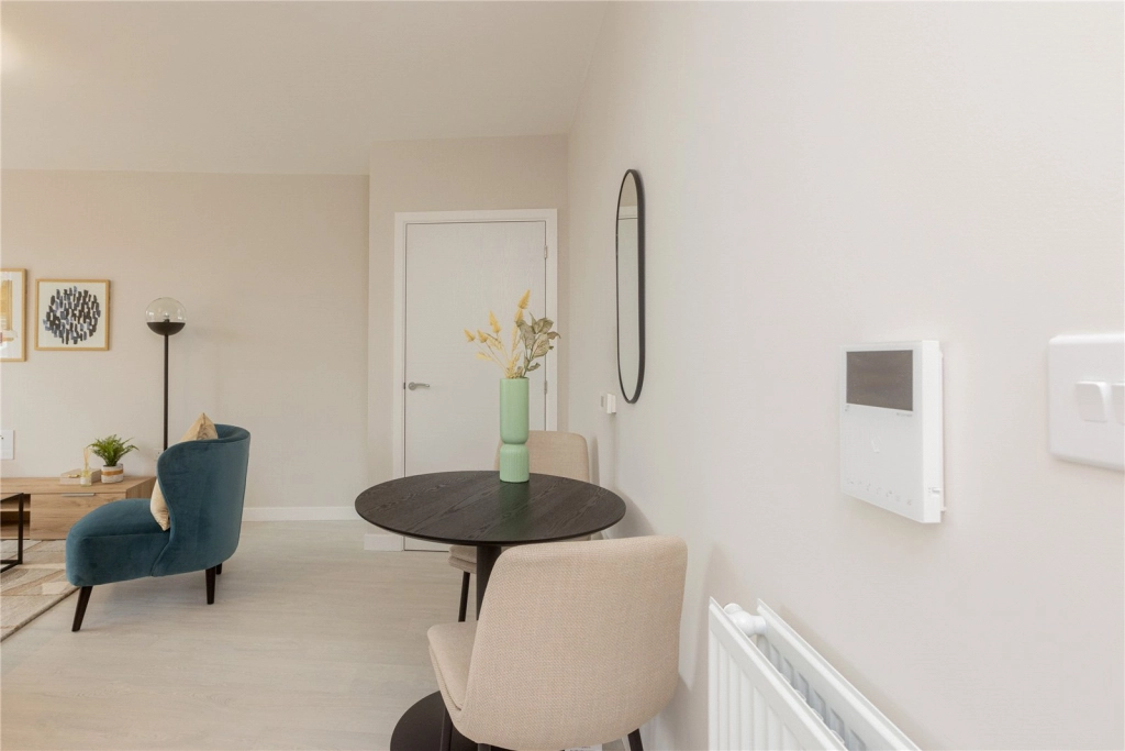 1 bedroom apartments/flats for sale in Perryfield Way, London - NW9 view 4
