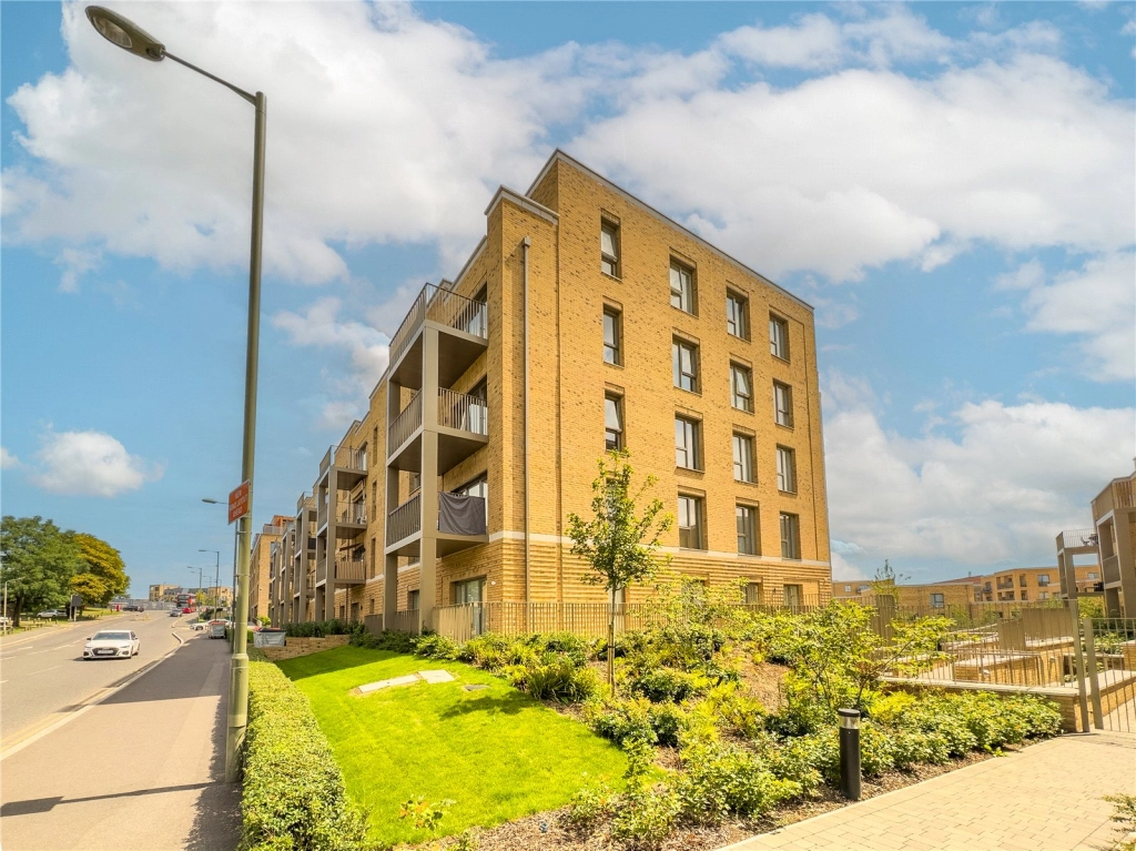1 bedroom apartments/flats for sale in Inglis Way, London - NW7 view 11