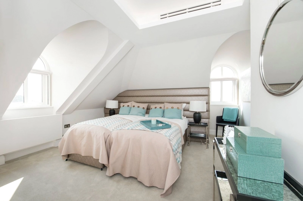 4 bedrooms apartments/flats for sale in Arkwright Road, London - NW3 view 21