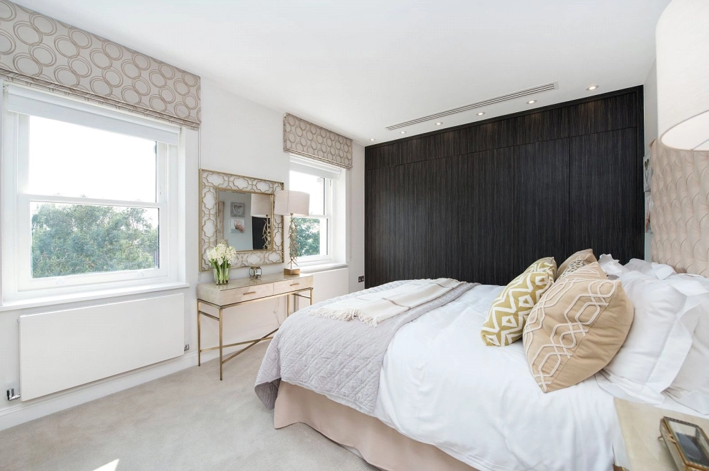 4 bedrooms apartments/flats for sale in Arkwright Road, London - NW3 view 15