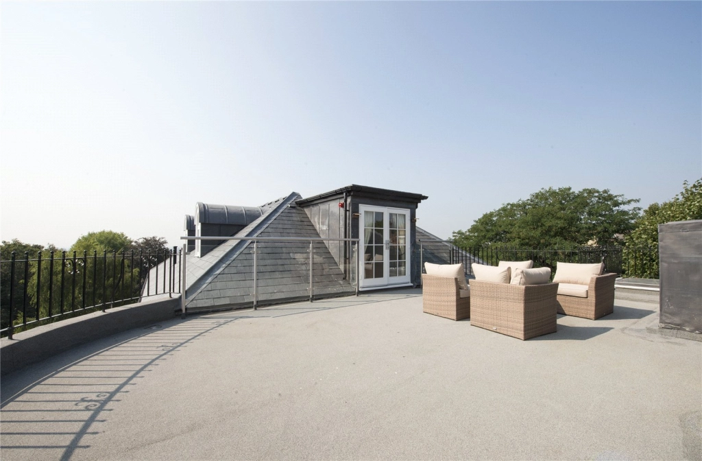 4 bedrooms apartments/flats for sale in Arkwright Road, London - NW3 view 25
