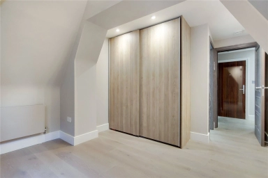 Fitzjohns Avenue, London - NW3 view 9