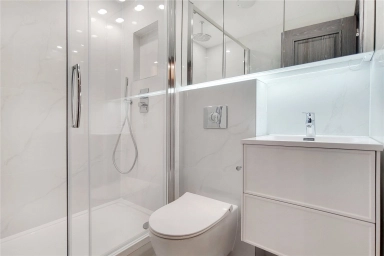 Fitzjohns Avenue, London - NW3 view 14
